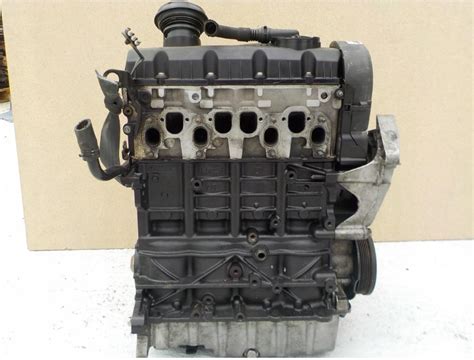 Motor 1 9 TDi 77 kW BKC Škoda Octavia VW Golf Passat Touran Jetta Seat