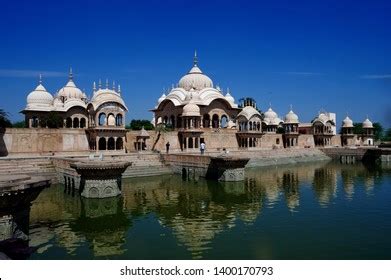 Kusum Sarovar Photos, Images and Pictures