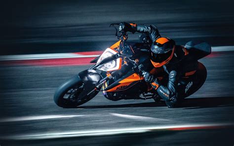 2020 KTM 1290 Super Duke R [Specs & Info] | wBW