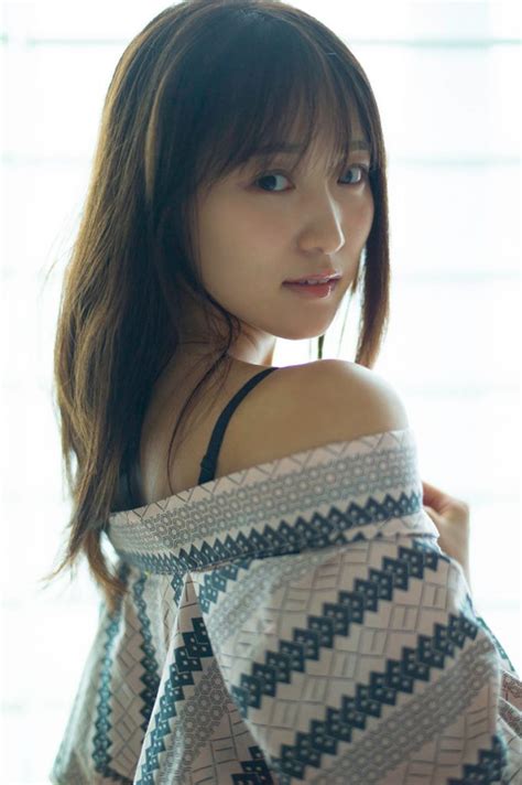 5ページ目櫻坂46菅井友香、エレガントボディー披露！“卒業写真集”よりお気に入りの水着カット解禁｜bubka Web（ブブカ ウェブ）