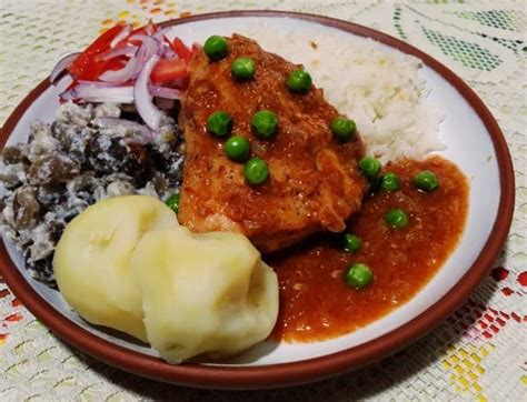 Picante De Pollo Boliviano