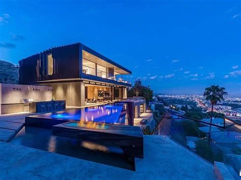 This $30 million mansion has a 7 car garage and views over LA ...