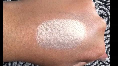 MAC Pigment Vanilla YouTube