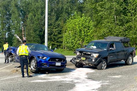 Motor Vehicle Crash Causes Major Delays For Westbound Maple Ridge Traffic Maple Ridge Pitt