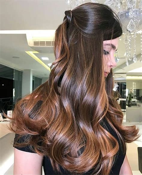 Luxus Frisur Aus Vielen Dichten Locken Best Haare Frisuren