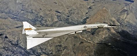 On this Day: XB-70 Valkyrie - Flight Journal