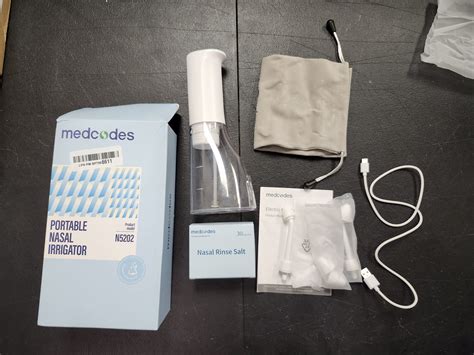 MINOR USE***Cordless Nasal Irrigation System with 30 Saline Packets ...