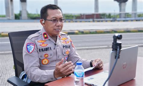 Urai Kemacetan Libur Panjang Korlantas Polri Siagakan Personel Di