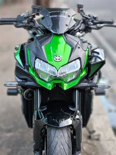 Kawasaki Z H2 Naked Bike Premium Bermesin Supercharger Harganya Mulai