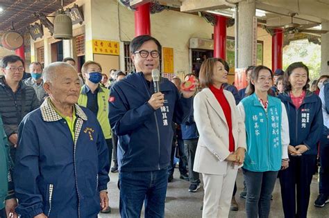 陳其邁初二發紅包 透露高雄隱形富豪都在這參拜 台灣即時 台灣 世界新聞網