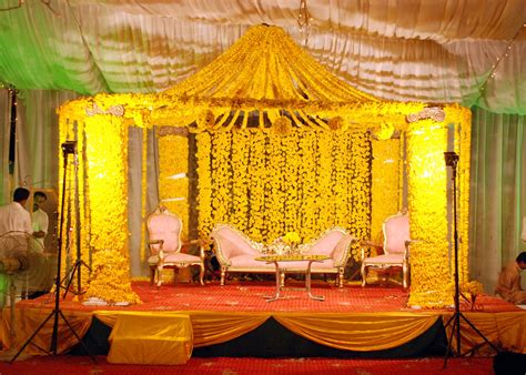 Best Mehndi Stage Decoration Ideas Designs 2015 Images HD Wallpaper - all 4u wallpaper