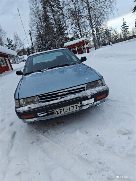 Toyota Carina II XI Porrasperä 1992 Vaihtoauto Nettiauto