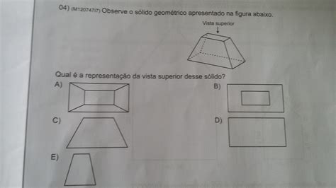 Observe o sólido geométrico apresentado na figura abaixo Qual é a