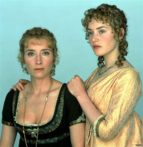 Emma Thompson As Elinor Dashwood And Kate Winslet As Marianne Dashwood