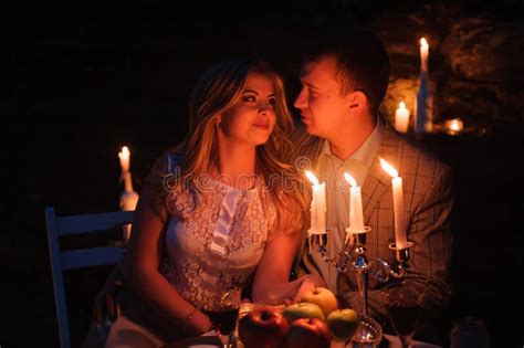 102 Couple Enjoying Romantic Candlelight Dinner Stock Photos - Free ...