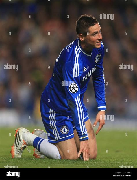 Stamford Bridge Chelseas Fernando Torres Picks Himself Up Hi Res Stock