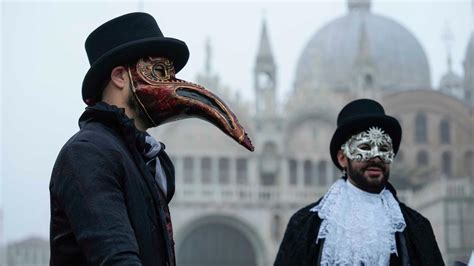 Italien Karneval In Venedig Hat Begonnen