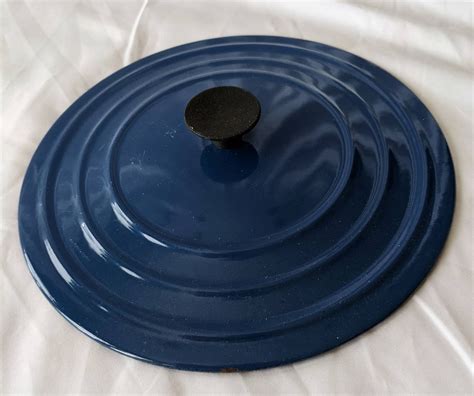 Le Creuset 20 Blue Enameled Cast Iron Dutch Oven Replacement Lid Only