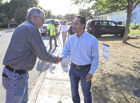 At Celebration in Crownhill Acres, Congressman Castro Touts $1 Million