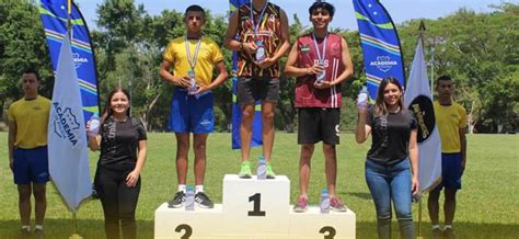 GANAMOS PRIMER LUGAR EN LOS 400 METROS PLANOS EN TORNEO DE ATLETISMO