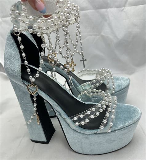 Sugar Thrillz Blue Velvet Platform Heels Size 8 Gem