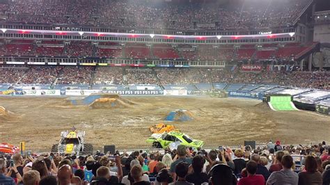 Monster Jam Nissan Stadium 2017 Grave Digger Freestyle Winning