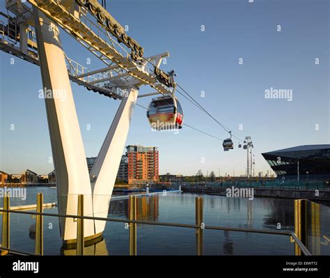 Emirates Air Line Thames Cable Car London Uk Stock Photo Alamy