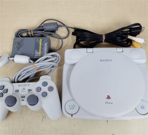 PSone SCPH 100 本体 LCD液晶モニター SCPH 130 COMBO SONY ソニー PlayStation one プレイ