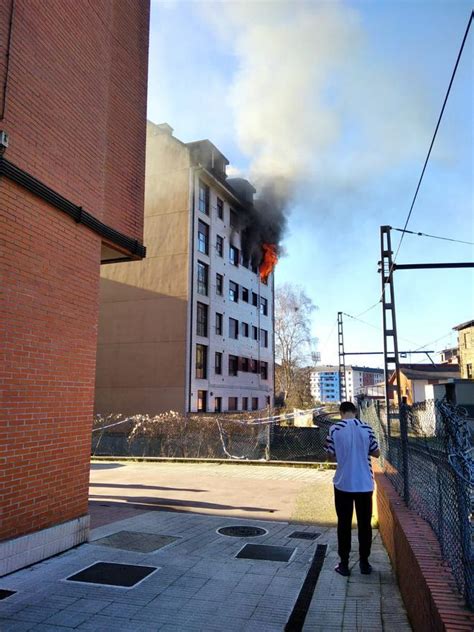 Muere Una Mujer En El Segundo Incendio En Cinco Días En Su Vivienda De