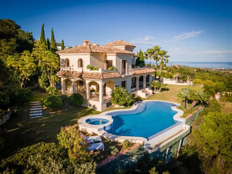 The lux of luxury properties in Andalusia - Villas & Fincas