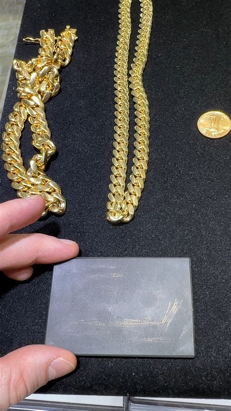 TESTING GOLD JEWELRY AT TRAXNYC. | jewelry | Classic gold test. Live