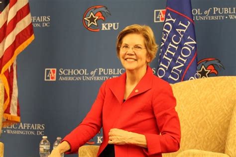 Elizabeth Warren outlines foreign policy positions during speech at AU ...