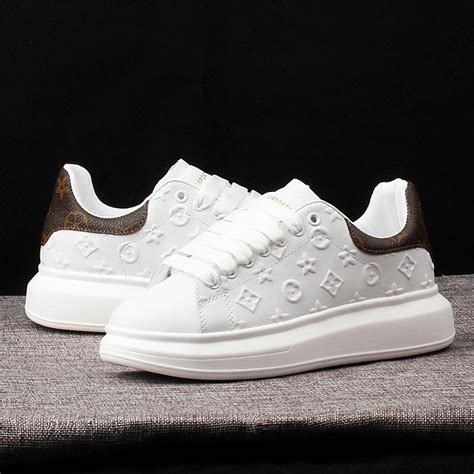 Unisex Dicke Sohlen Freizeitschuhe Mode Leder Sneakers Atmungsaktive