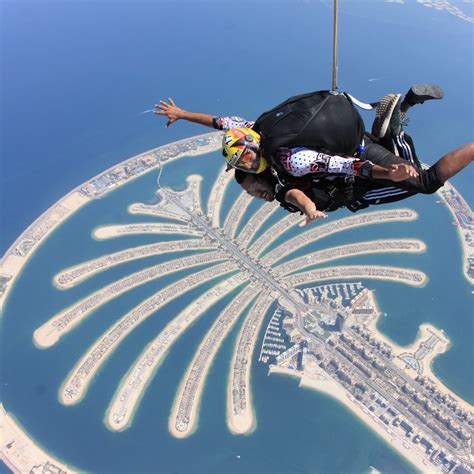 Skydive Dubai over The Palm with Photos & Video