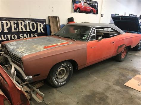 1969 Plymouth Road Runner 2 Barn Finds