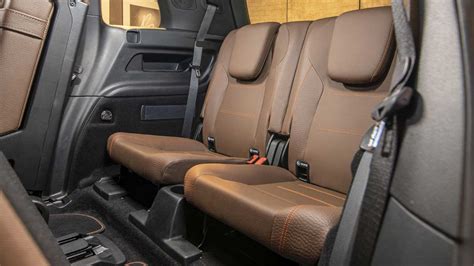 First Ever Mercedes Benz Glb Debuts With Option For 7 Seats Autodevot