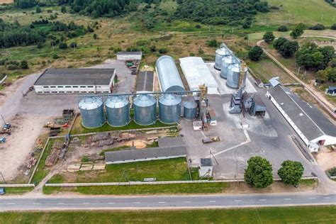 Vista A Rea Do Complexo Agroindustrial Silos E Linha De Secagem De