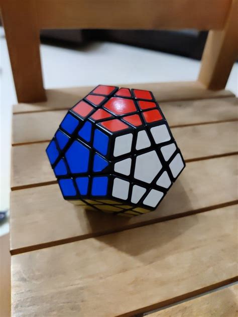 Rubik's cube megaminx, Hobbies & Toys, Toys & Games on Carousell