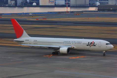 日本航空 Boeing 767 300 Ja8398 羽田空港 航空フォト By Sgr Rtさん 撮影2012年02月05日