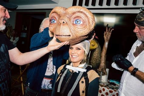 Heidi Klum Per Halloween 2024 Si Veste Da ET Il Costume Con Pannolone