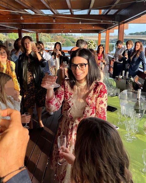 Laura Pausini Festeggia La Prima Comunione Della Figlia Paola