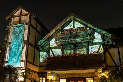 ひかりの森～夜の芸術散歩～ 温かな光に包まれる空間でアートを体感！ アクセス！神戸六甲山 神戸市公式