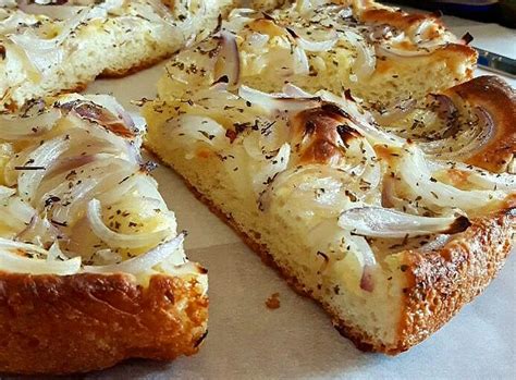 Focaccia Pugliese Con Cipolle Ricetta Facile Cucinare Come Amare