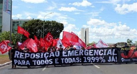 Servidores Federais Realizam Manifestação Por Reajuste Salarial Nesta Quarta 8 Condsef