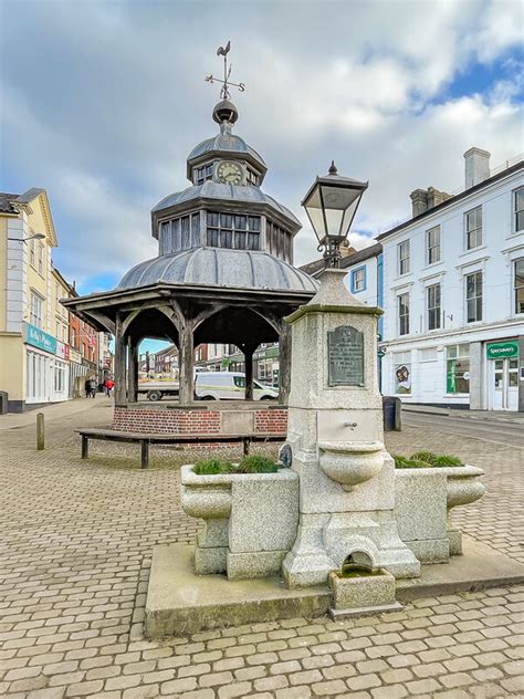 Market Cross And Drinking Fountain © Ian Capper Cc By Sa20