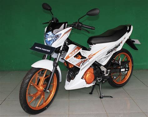 Modifikasi Satria Fu 2014 Warna Putih Jual Produk Striping Satria Fu