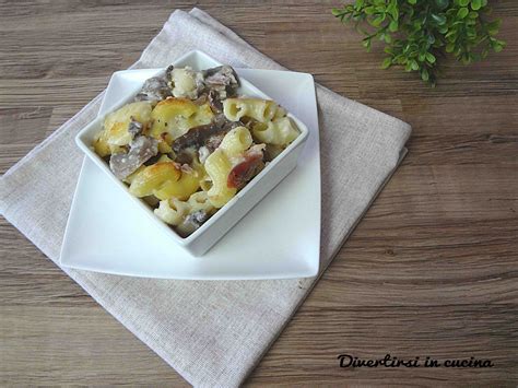 Pasta Al Forno Con Funghi E Speck Divertirsi In Cucina