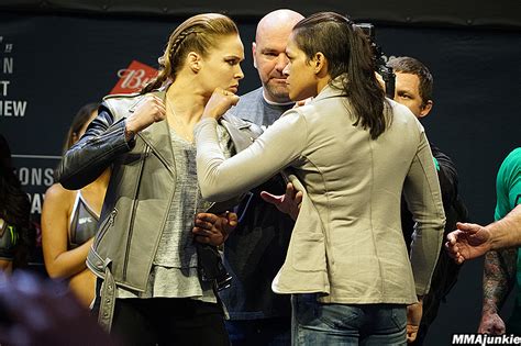 Ufc Photo Gallery Amanda Nunes Vs Ronda Rousey