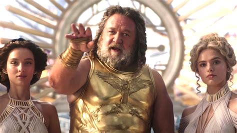 Russell Crowe Stood Outside Thompsons Trailer To Rehearse His Zeus