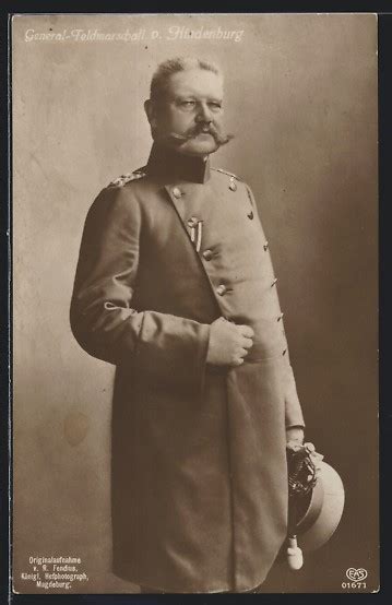 Foto Ak Portrait General Feldmarschall Paul Von Hindenburg In Uniform